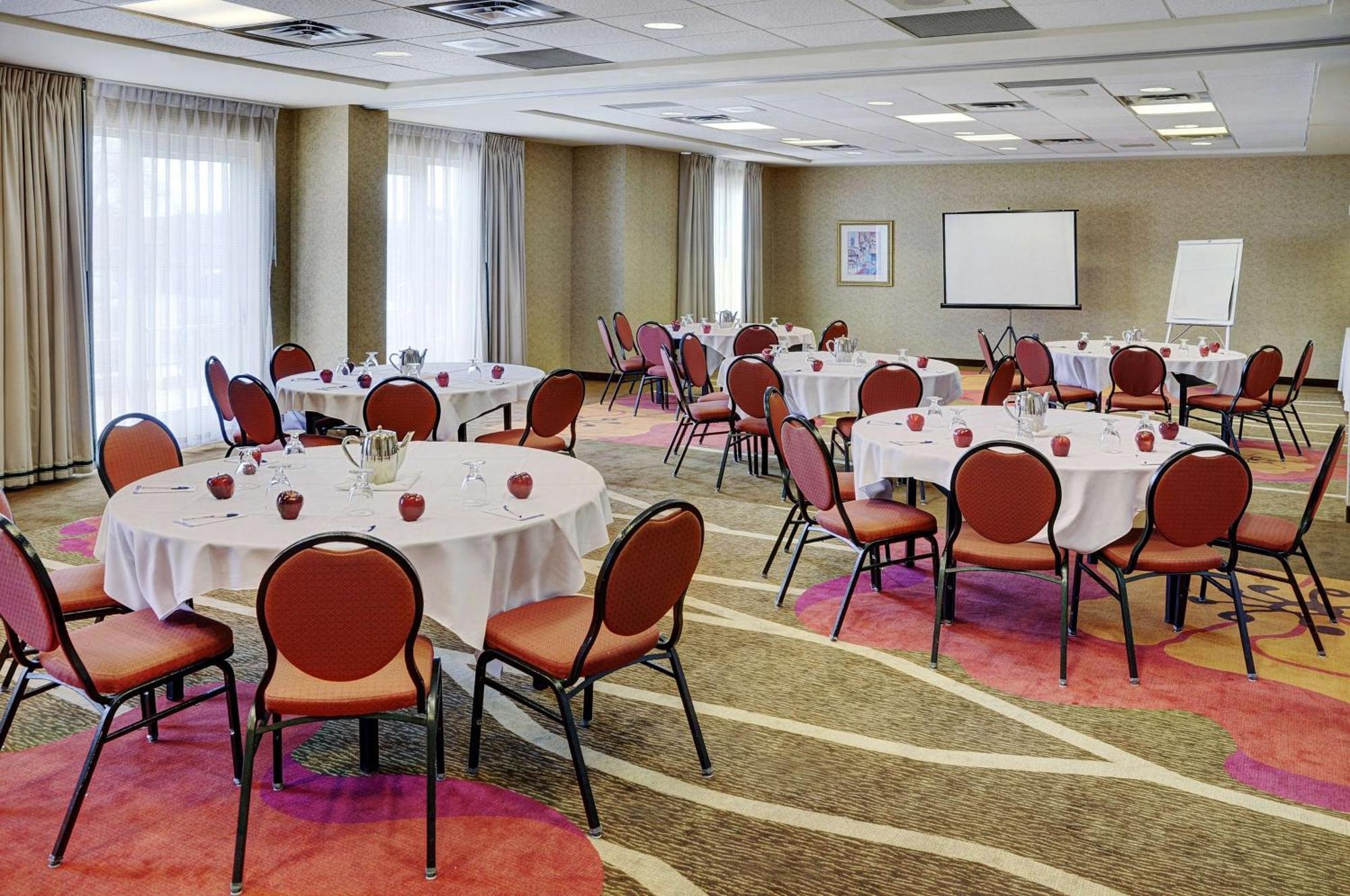 Hilton Garden Inn Kitchener/Cambridge Zewnętrze zdjęcie