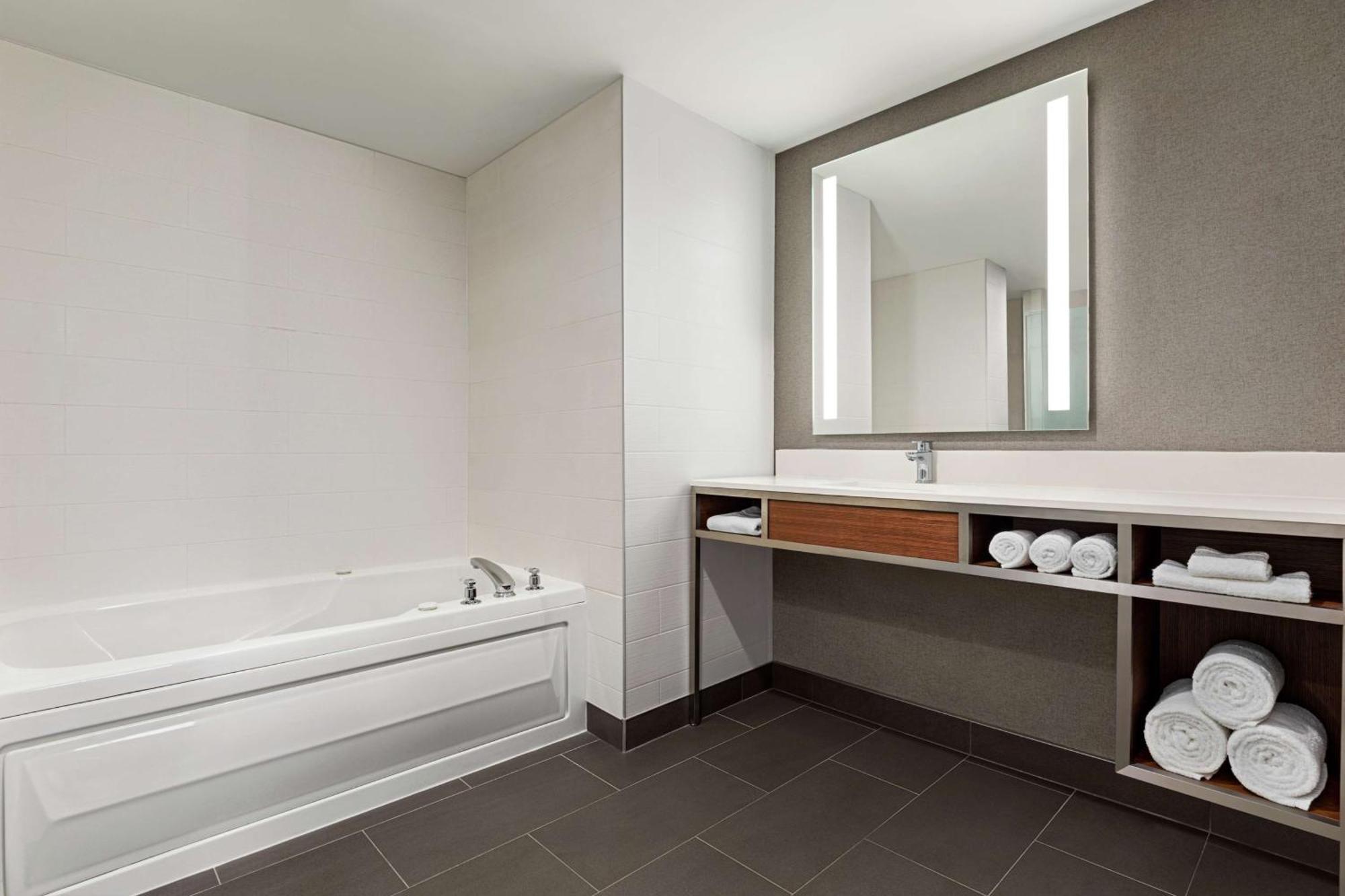 Hilton Garden Inn Kitchener/Cambridge Zewnętrze zdjęcie
